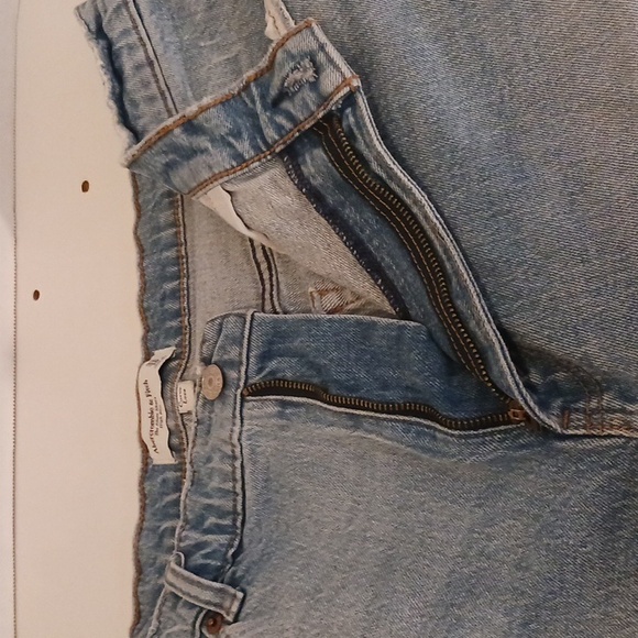 Women's Mom Short Shorts High-rise Denim Cutoffs  Curve Love Size 16 - Picture 3 of 6